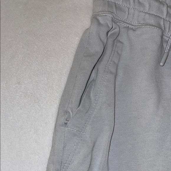 Nike Joggers EUC - Picture 2 of 5